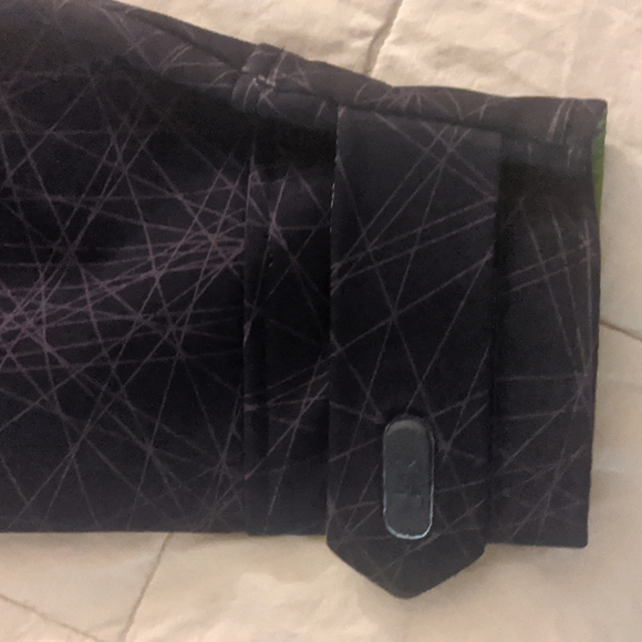 Under Armour women's snowboard jacket - Picture 4 of 17